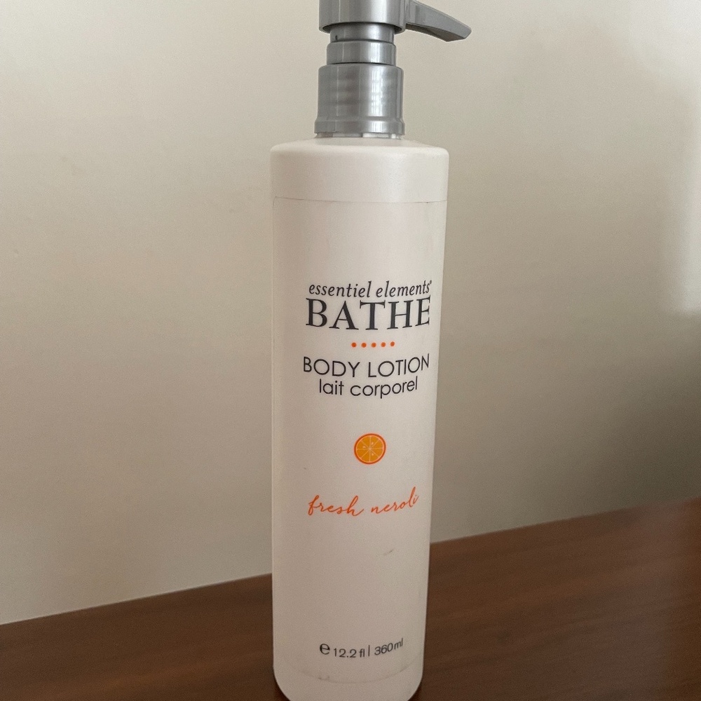 Gilchrist & Soames Essentiel Elements Body Lotion